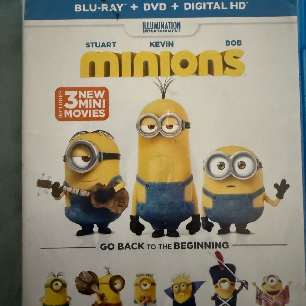 Minions Blu-ray + DVD + Digital HD Combo Pack